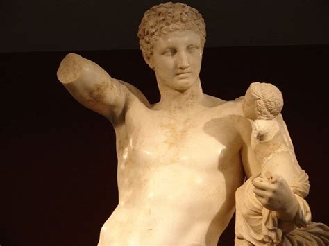 hermes of praxiteles.